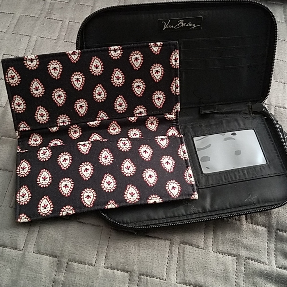 Wallet - Picture 2 of 3